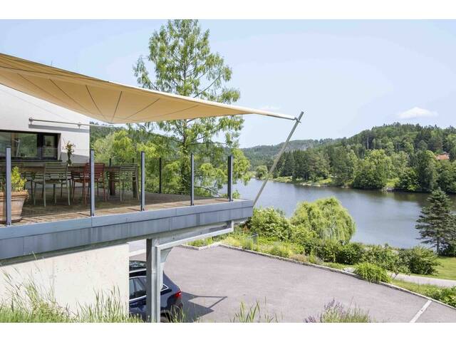 Immobilie in Krumau am Kamp - EXKLUSIVES DESIGNHAUS AM SEE mit PRIVATSTRAND und POOL - 80 min von Wien - Bild 4