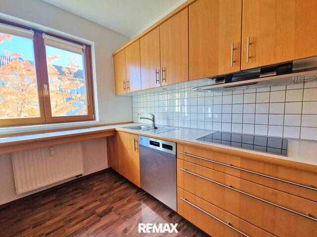 Immobilie in Ried im Innkreis - Moderne 3-Zimmer-Wohnung in attraktiver Lage mit Tiefgaragenplatz - Bild 4