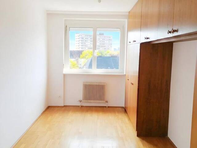 Immobilie in Linz - 6 Zimmer Wohnung (Mieter Firma ) mit sehr guter Rendite - Bild 4
