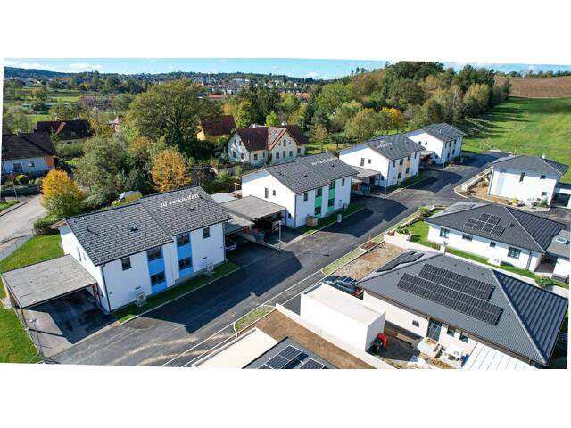 Immobilie in Zwettl-Niederösterreich - HARTL HAUS DOPPELHAUSHÄLFTE in Zwettl - für Anleger und Investoren - Bild 0