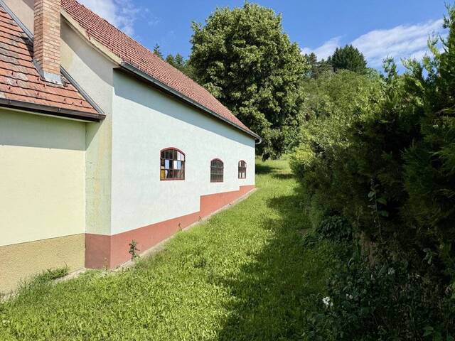 Immobilie in Wiesen - Ein Platz für große Träume: Haus mit großem Grundstück, Waldstück & Lagerhalle in Wiesen - Bild 4