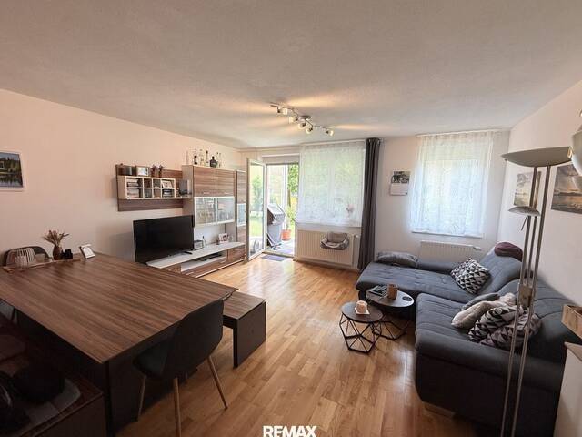 Immobilie in Wildenau - Moderne 3-Zimmer-Erdgeschosswohnung in Wildenau mit Loggia, Garage & Glasfaser - Bild 1