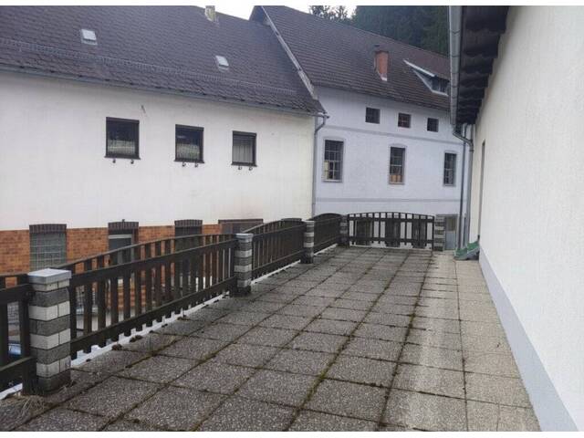 Immobilie in Untertal - MASSIVE REDUZIERUNG! Mehrfamilienhaus mit großer Terrasse - schönem Garten - Garage - Nähe Grüner See - Bild 4