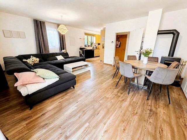 Immobilie in Oberhausen - Top-Zustand! Familienidyll mit Wohlfühl-Kamin & Traumgarten in Franzensdorf - Bild 3