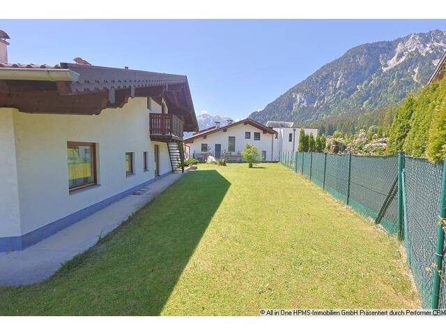Immobilie in Höfen - Einfamilienhaus mit viel Potenzial - Bild 2