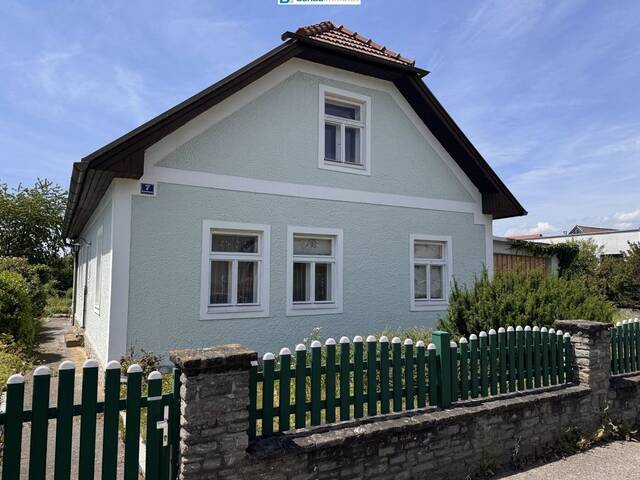Immobilie in Loosdorf - HUGO braucht liebevolle Handwerker! Charmanter Bungalow in Loosdorf mit Garten - Sanierungsprojekt! - Bild 1