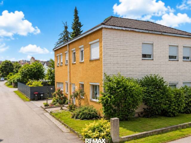 Immobilie in Enns - Wohnen mit Freiraum - großzügiges Wohnhaus mit Stadtturmblick - Bild 0