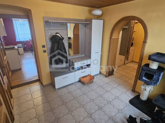 Immobilie in Götzendorf an der Leitha - Gepflegtes Haus mit zwei Wohneinheiten in Götzendorf/Leitha zu verkaufen! - Bild 2