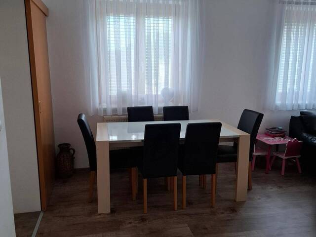 Immobilie in Gallspach - Modernisierte Wohnung mit guter Verkehrsanbindung und viel Tageslicht. - Bild 1