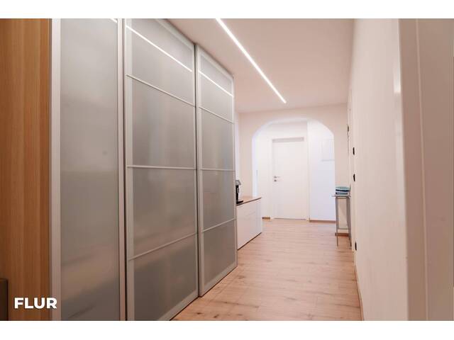 Immobilie in Oberndorf bei Salzburg - Neu sanierte 110 m² Wohnung in Oberndorf bei Salzburg – viel Platz, Garage & Gestaltungspotenzial - Bild 3