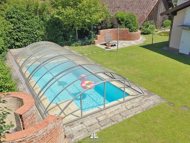 Immobilie in Atzbach - DEIN ZUHAUSE: Stilvolles Einfamilienhaus mit großem Garten und Pool - Bild 1
