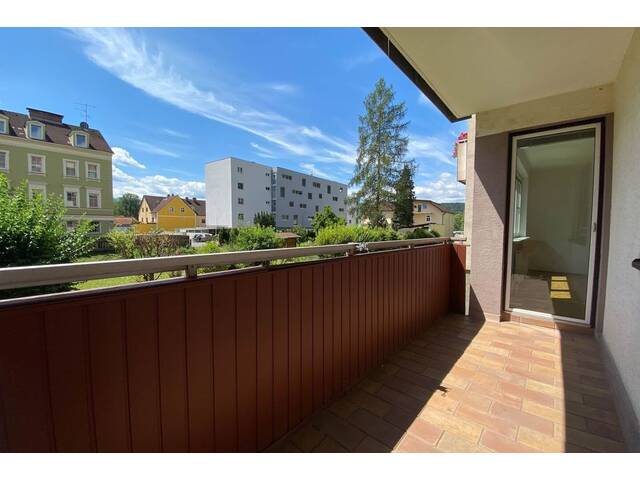 Immobilie in Leoben - AB SOFORT I DIREKT AN DER MUR I ABSOLUTE RUHELAGE I LOGGIA I ZENTRAL I PROJEKT WOHNEN - Bild 3