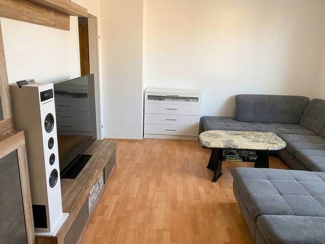 Immobilie in St. Pölten - Bahnhofsnähe trifft Ruhelage - 3-Zimmer-Wohnung mit Balkon, Lift & Tiefgarage - Bild 1