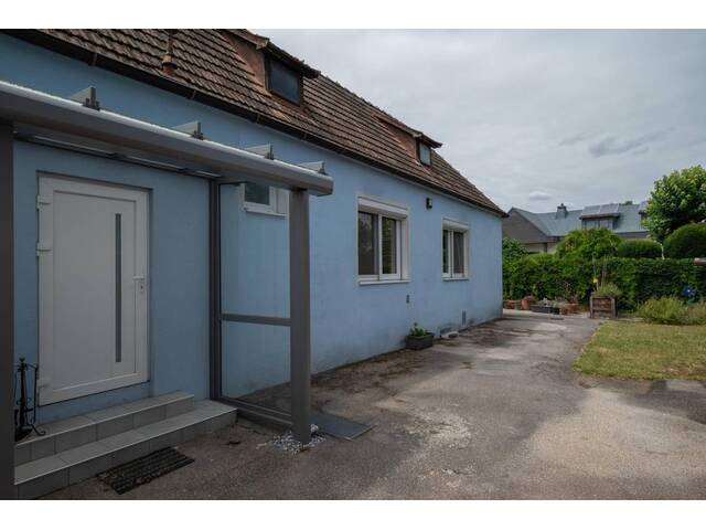 Immobilie in Siegendorf - Einfamilienhaus auf großem Grundstück - viele Möglichkeiten, sofort beziehbar - Bild 1