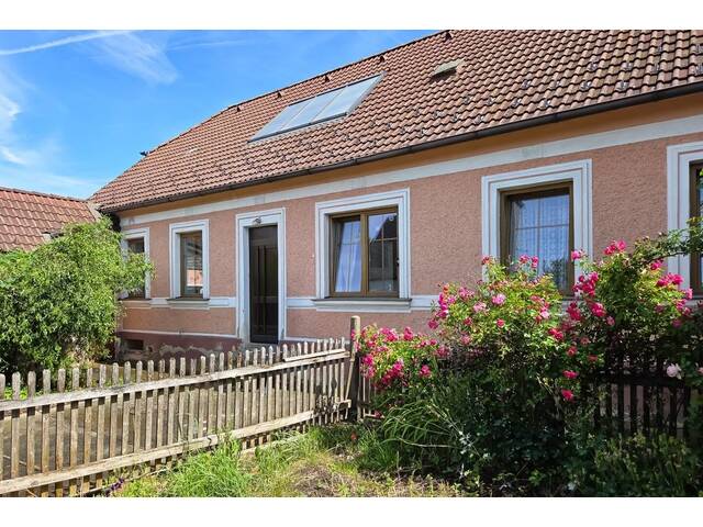 Immobilie in Zemmendorf - Ehemaliges Bauernhaus mit Garten und viel Potenzial - Bild 4