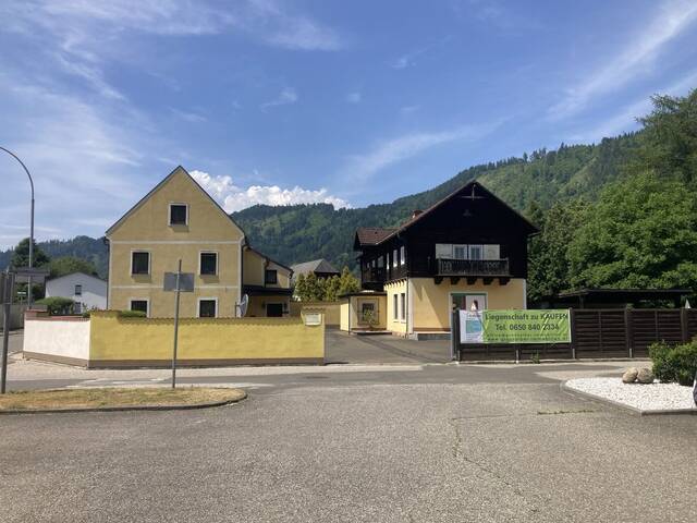 Immobilie in Hinterberg - Wohnhaus mit Gästehaus - Bild 0