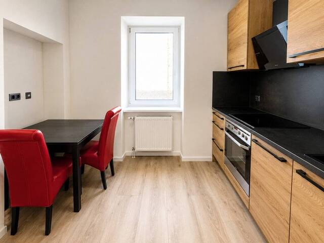 Immobilie in Bruck an der Leitha - Top renovierte Singlewohnung im Zentrum - Bild 0