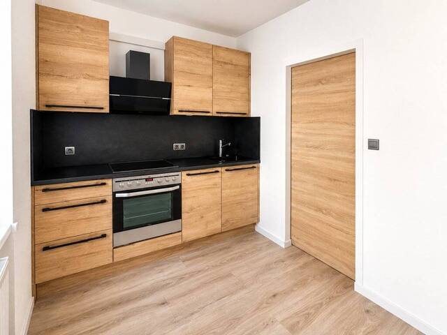Immobilie in Bruck an der Leitha - Top renovierte Singlewohnung im Zentrum - Bild 1