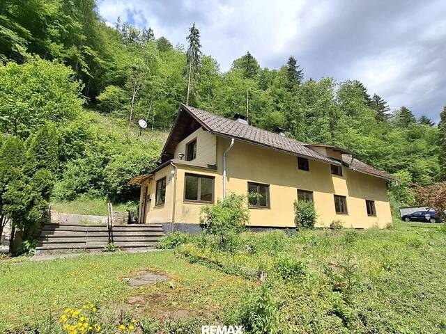 Immobilie in Kirchberg an der Pielach - Soisgegend: Sanierungsbedürftiges Wohnhaus mit Nebengebäude - Bild 0