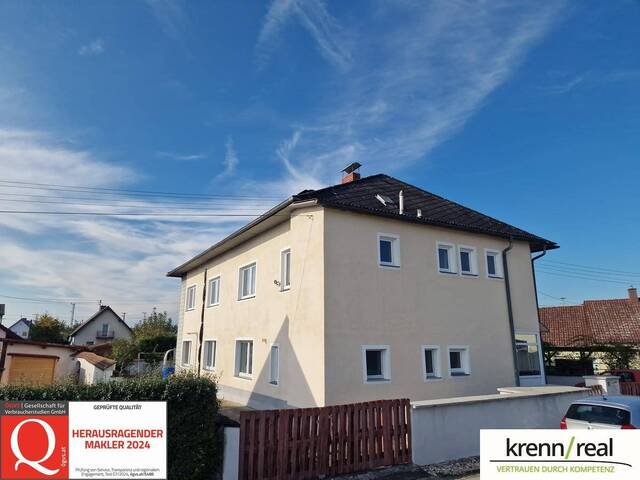Immobilie in Marchtrenk - Für Großfamilien oder Anleger: Mehrfamilienhaus mit 3 Wohneinheiten in zentraler Lage! - Bild 2
