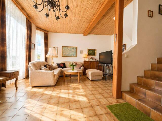 Immobilie in Fallbach - Hier wartet Ihr zukünftiges Wohnjuwel auf den letzten Feinschliff | 943 m² Grund | € 182.500,- - Bild 2