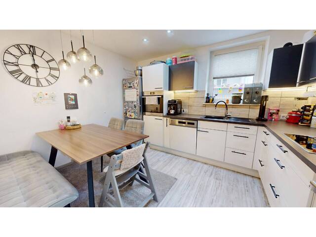 Immobilie in Saalfelden am Steinernen Meer - Wohnglück mit Ofenwärme & Sonnenbalkon - Modernisierte 3-Zimmer-Balkonwohnung in Saalfelden - Bild 3