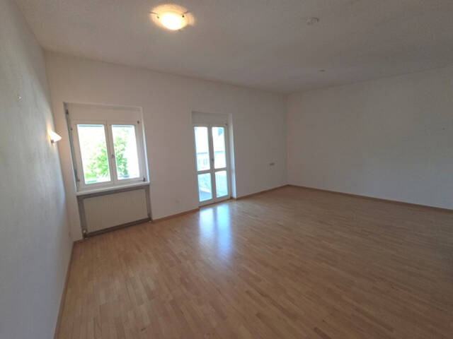 Immobilie in Feldkirch - Schöne 3 - Zimmer – Wohnung mit Balkon in guter und ruhiger Lage von Feldkirch-Nofels zu kaufen! - Bild 1
