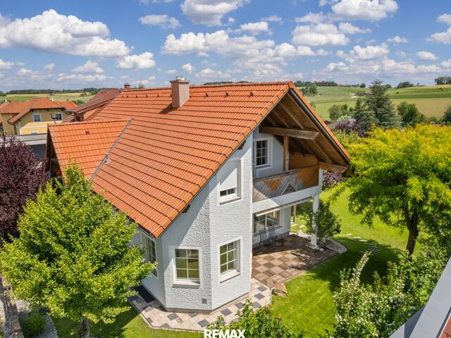 Immobilie in Allhaming - Licht, Raum & Lebensqualität - Gepflegtes Einfamilienhaus mit Garten & Sauna - Bild 0