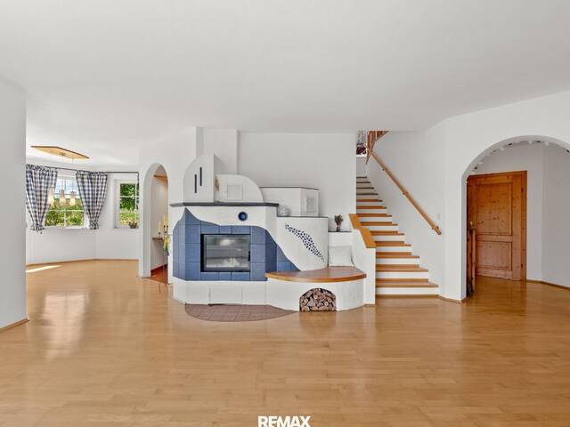 Immobilie in Allhaming - Licht, Raum & Lebensqualität - Gepflegtes Einfamilienhaus mit Garten & Sauna - Bild 2