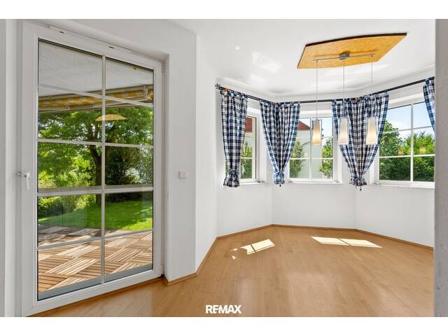Immobilie in Allhaming - Licht, Raum & Lebensqualität - Gepflegtes Einfamilienhaus mit Garten & Sauna - Bild 4