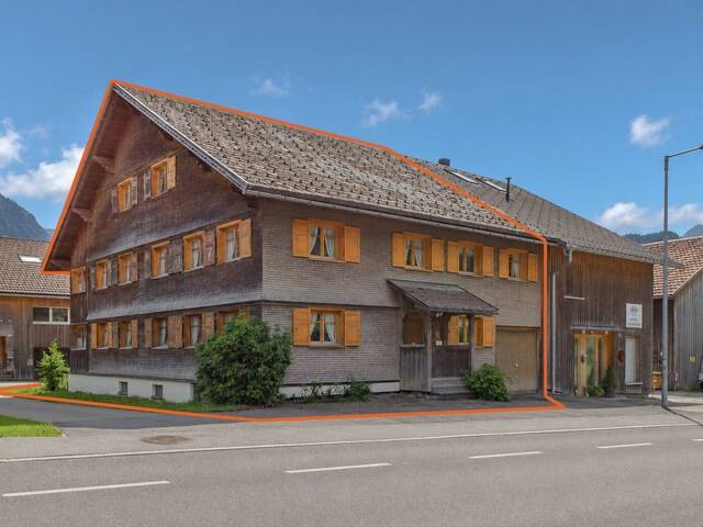 Immobilie in Bizau - Bizau | Doppelhaushälfte mit Ferienwidmung und Ausbaupotenzial - Bild 0