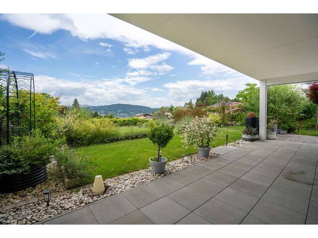 Immobilie in Maria Wörth - Exklusive 3-Zimmer-Gartenwohnung mit traumhaftem Seeblick in Reifnitz am Wörthersee! - Bild 2