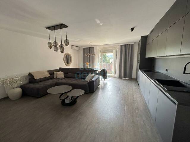 Immobilie in Graz - Frisch modernisierte 4-Zimmer-Wohnung mit 2 Balkonen in Liebenau - Bild 1