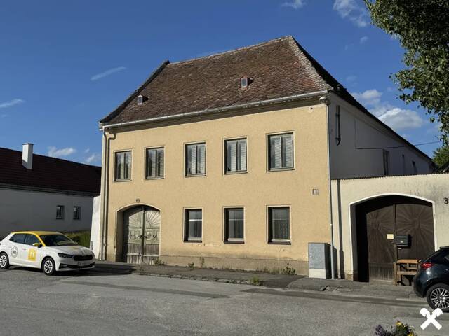 Immobilie in Weikertschlag an der Thaya - Ehemaliges Bauernhaus - Bild 0