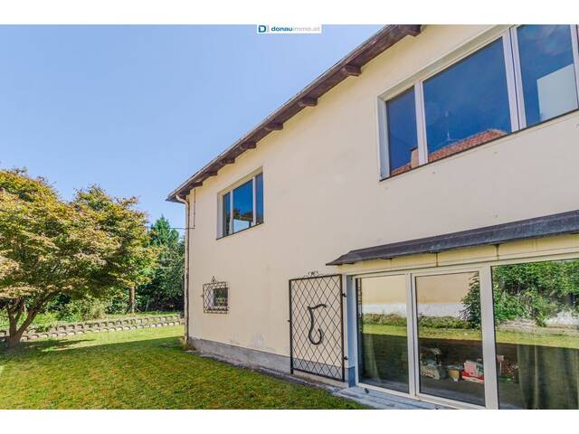 Immobilie in Zwettl-Niederösterreich - 3910 Zwettl Zentral und ruhig gelegenes Haus mit Garten in Hauptplatz-Nähe - Bild 3