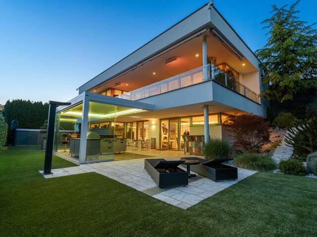 Immobilie in Krumpendorf - Architektenvilla mit Seeblick - Bild 1