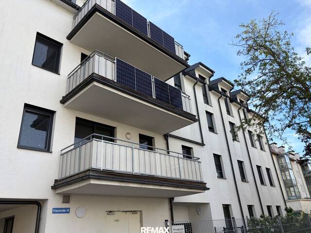 Immobilie in Bad Vöslau - Neuwertige 3-Zi-Wohnung in Bad Vöslau mit 2 Balkonen, Terrasse & 2 Garagen! - Bild 0