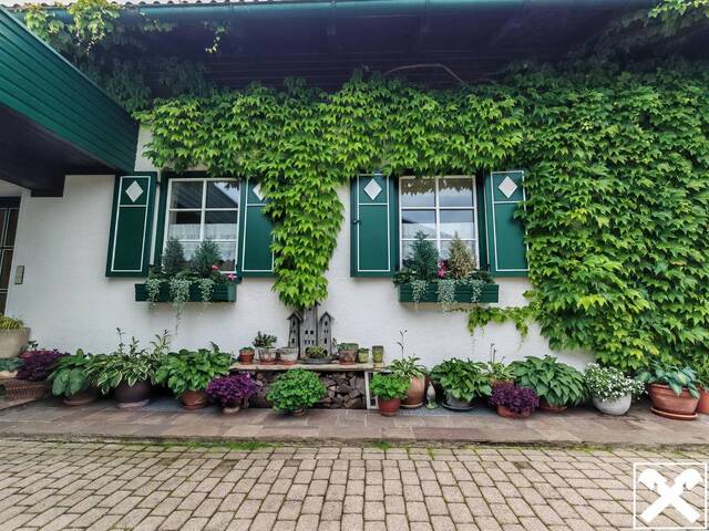 Immobilie in Bleiburg - Wohlfühlen garantiert! Attraktives Wohnhaus mit Garage, Pool und wunderschöner Gartenanlage - Bild 4