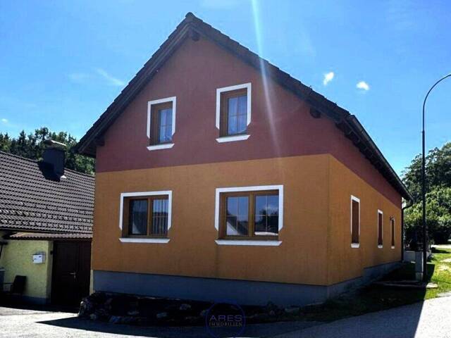 Immobilie in Schrems - Gepflegtes 5-Zi-Einfamilienhaus in Schrems mit Garten, Terrasse und Carport! - Bild 0