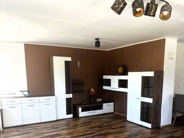 Immobilie in Schrems - Gepflegtes 5-Zi-Einfamilienhaus in Schrems mit Garten, Terrasse und Carport! - Bild 2