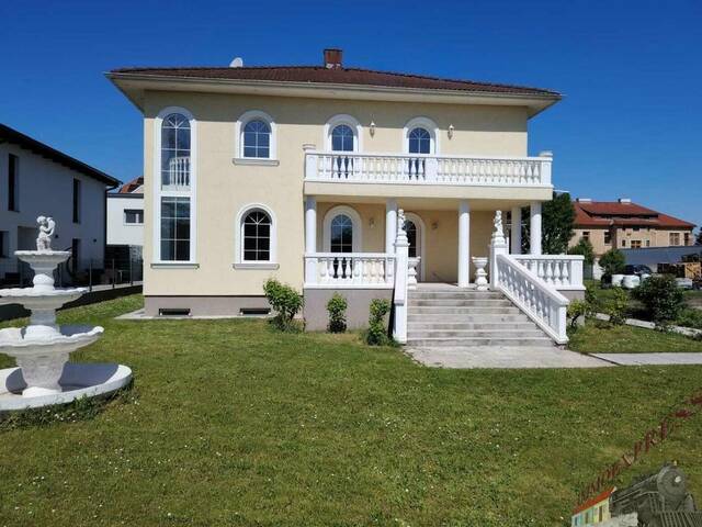 Immobilie in Weigelsdorf - Villa in mediterranem Stil bietet viel Platz und ruhige Umgebung - nur 25min zur Stadtgrenze Wien! - Bild 2