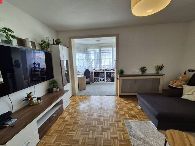 Immobilie in Asten - Sonnige Familienwohnung mit Loggia - Ihr neues Zuhause - Bild 1