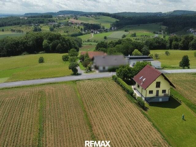Immobilie in Aigen - Einmalige Aussichtslage in der Südoststeiermark - Massiv gebautes Wohnhaus mit unverbaubarem Fernblick - Bild 2
