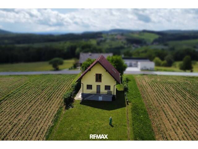 Immobilie in Aigen - Einmalige Aussichtslage in der Südoststeiermark - Massiv gebautes Wohnhaus mit unverbaubarem Fernblick - Bild 3
