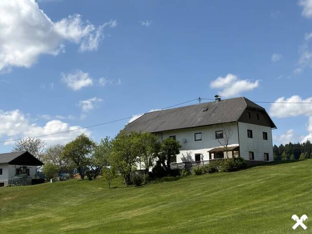 Immobilie in Pfarrkirchen - Sacherl auf weitläufigem, landwirtschaftlichem Grundstück - Bild 0