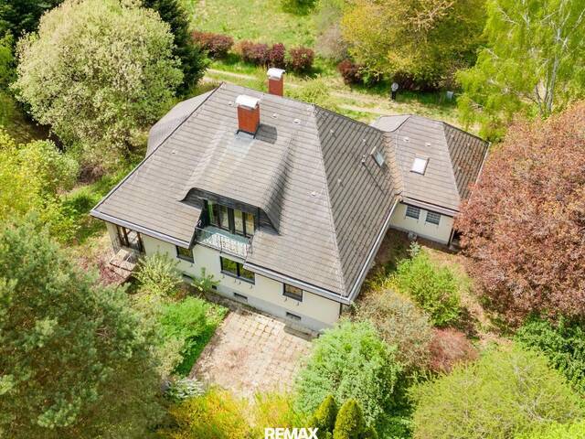 Immobilie in Gföhl - Domizil im Waldviertel - gediegenes Landhaus mit parkähnlichem Garten in äußerst ruhiger Lage - Bild 0
