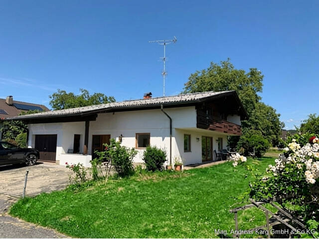 Immobilie in Lauterach - Charmantes Einfamilienhaus mit großem Garten in ruhiger Wohnlage von Lauterach - Bild 0