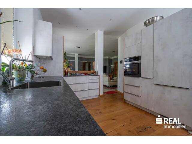 Immobilie in Jungholz - Exklusive 4-Zimmer-Terrassenwohnung mit hochwertiger Ausführung, Wellnessbereich und touristischer Widmung in Jungholz - Bild 3