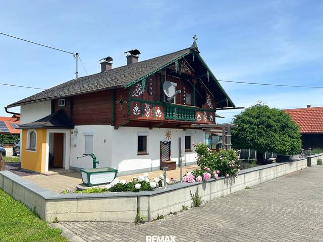 Immobilie in Lochen am See - Charmantes Einfamilienhaus nahe Mattsee - Bild 1