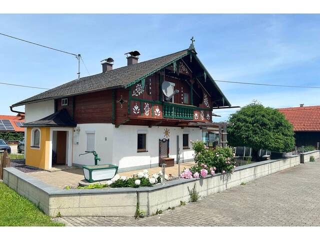 Immobilie in Lochen am See - Charmantes Einfamilienhaus nahe Mattsee - Bild 4